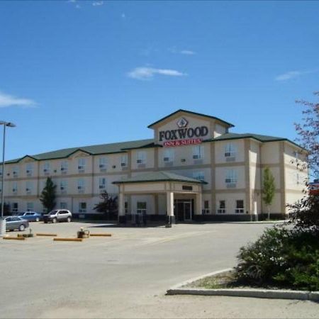 Foxwood Inn & Suites Drayton Valley Buitenkant foto