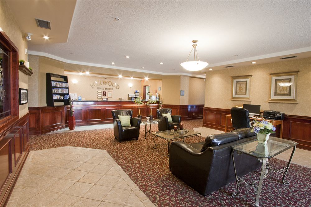 Foxwood Inn & Suites Drayton Valley Buitenkant foto